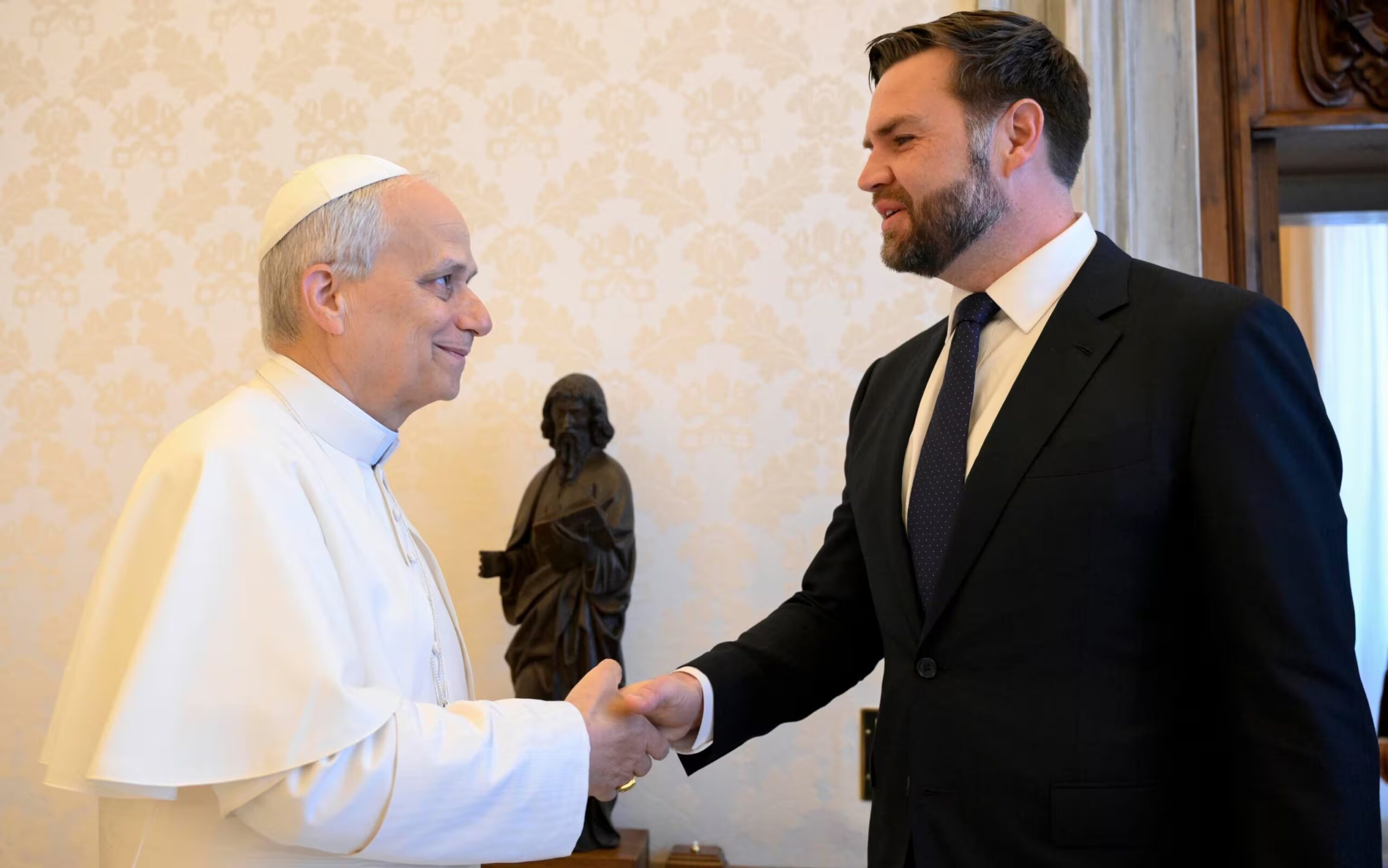 cosa pensano gli americani del Papa americano